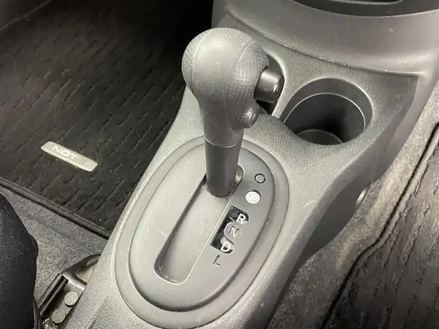 日産 ノート XVセレ +セーフ 群馬県 2015(平27)年 4.1万km ソニックブルー 衝突軽減ブレーキ　インテリジェントキー　アラウンドンビューモニター付きルームミラー　アイドリングストップ　電動格納ウインカーミラー　横滑り防止　盗難防止装置　純正フロアマット　ドアバイザー