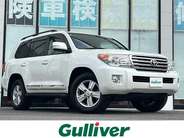 トヨタ ランドクルーザー AX Gセレクション 山形県 2014(平26)年 8.2万km ホワイトパールクリスタルシャイン 4WD/クルーズコントロール/横滑り防止装置/前後コーナーセンサー/純正ナビ/　（Bluetooth/CD/DVD/フルセグ)/レザーシート/DNパワーシート/DN・セカンドシートシートヒーター/HIDオートライト/フォグランプ/ステアリングスイッチ/ステアリングヒーター/ビルトインETC/純正AW/純正フロアマット/電動格納ミラー/TVキャンセラー/スマートキー×2/ドアバイザー