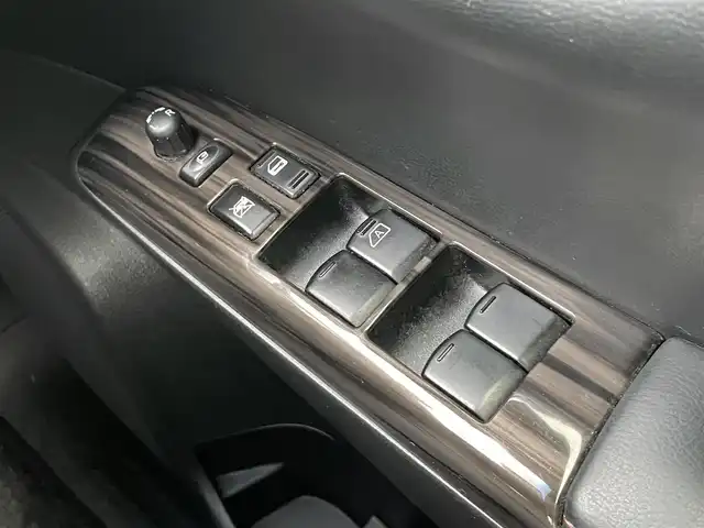 日産 エルグランド 250ハイウェイスターS 静岡県 2019(令1)年 16.5万km ファントムブラック エマージェンシーブレーキ　/LDW /レーダークルコン  /コーナーセンサー　/両側パワスラ　/半革シート　/ディスプレイオーディオ （FH-9400DVS）/Bカメラ　　/オートライト  /ウィンカーミラー  /純正18インチAW /社外前後ドラレコ /ETC/スペアキー /保証書/取説