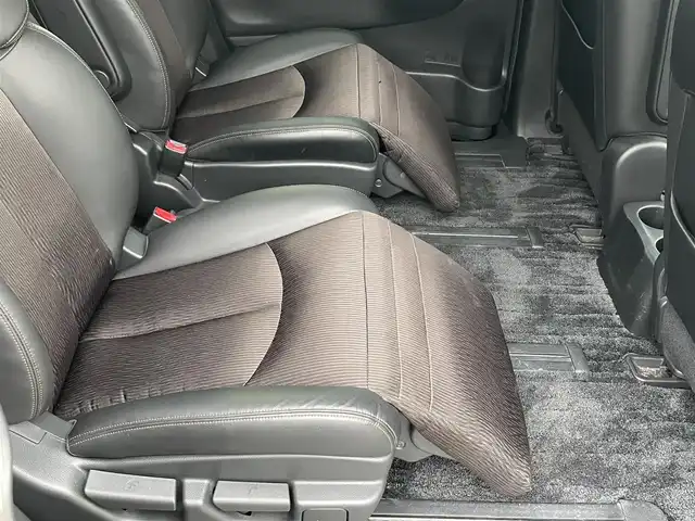 日産 エルグランド 250ハイウェイスターS 静岡県 2019(令1)年 16.5万km ファントムブラック エマージェンシーブレーキ　/LDW /レーダークルコン  /コーナーセンサー　/両側パワスラ　/半革シート　/ディスプレイオーディオ （FH-9400DVS）/Bカメラ　　/オートライト  /ウィンカーミラー  /純正18インチAW /社外前後ドラレコ /ETC/スペアキー /保証書/取説