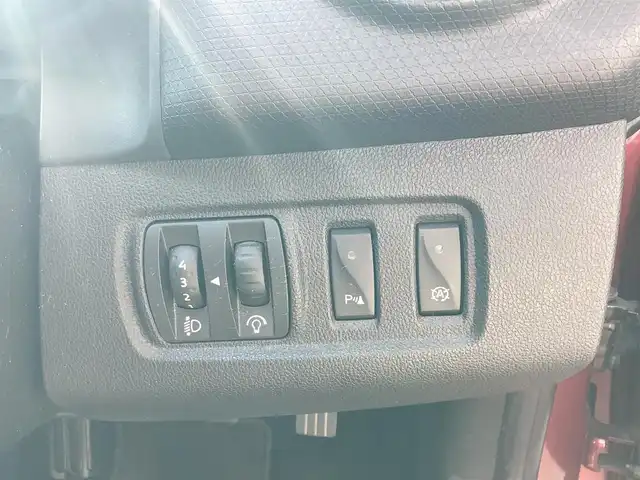 ルノー ルーテシア S MT 愛知県 2017(平29)年 5.8万km ワインＭ キーレス　/ステアリングスイッチ　/LEDヘッド　/ISOFIX /純正アルミ　/電動格納ミラー　