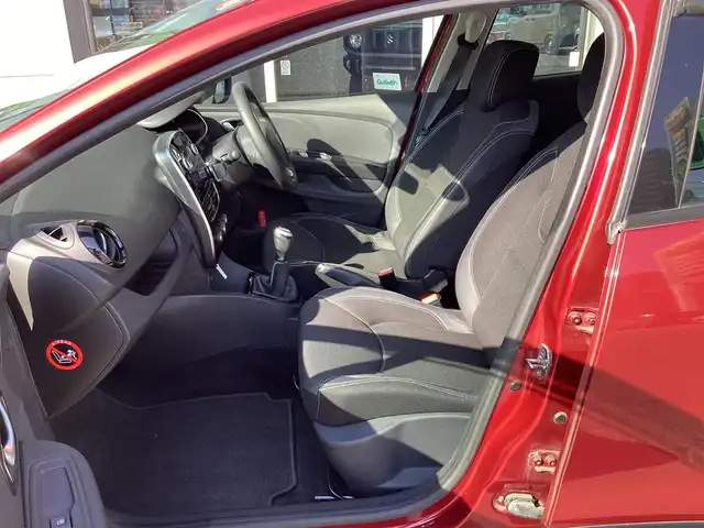 ルノー ルーテシア S MT 愛知県 2017(平29)年 5.8万km ワインＭ キーレス　/ステアリングスイッチ　/LEDヘッド　/ISOFIX /純正アルミ　/電動格納ミラー　