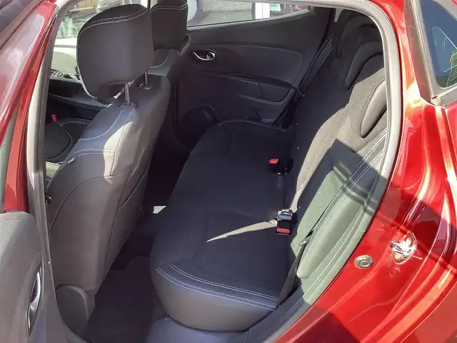 ルノー ルーテシア S MT 愛知県 2017(平29)年 5.8万km ワインＭ キーレス　/ステアリングスイッチ　/LEDヘッド　/ISOFIX /純正アルミ　/電動格納ミラー　