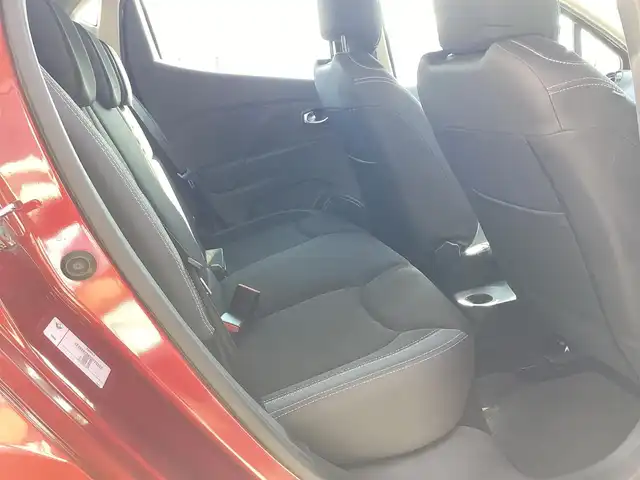 ルノー ルーテシア S MT 愛知県 2017(平29)年 5.8万km ワインＭ キーレス　/ステアリングスイッチ　/LEDヘッド　/ISOFIX /純正アルミ　/電動格納ミラー　