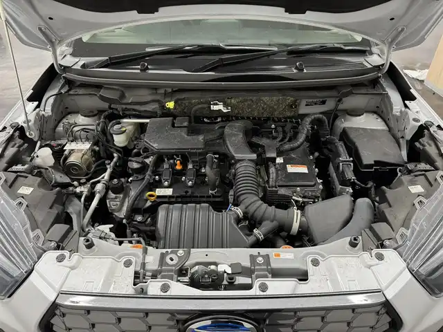 ダイハツ ロッキー プレミアム G HEV 三重県 2022(令4)年 1.5万km シャイニングホワイトパール ハイブリッド/FF/フロアCVT/純正 9インチ ディスプレイオーディオ/（FM/AM/TV/Bluetooth/USB/iPod/AppleCarPlay/AndroidAuto/HDMI）/【OP】パノラマモニター/ドライブレコーダー 前方/ビルトイン ETC/スマートアシスト/・衝突警報機能（対車両・対歩行者）/・衝突回避支援ブレーキ機能（対車両・対歩行者）/・アダプティブクルーズコントロール＆ステアリングアシスト機能/・車線逸脱警報機能/・車線逸脱抑制制御機能（ステアリングアシスト機能）/・コーナーセンサー（前後2個）/・標識認識機能（進入禁止）/装備/・ハーフレザーシート/・シートヒーター（D/N）/・電子パーキングブレーキ＆ブレーキホールド/・オートライト/・LED ヘッドランプ＆フロントフォグランプ、サイドビューランプ/・アダプティブドライビングビーム（ADB）/・オートエアコン/・ステアリングスイッチ/・プッシュスタート/・電動格納ドアミラー/・パワーウインドウ/・パワーステアリング/・純正17inAW/・保/取/・スマートキーx2/など