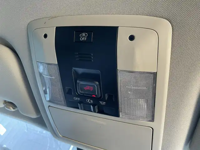 レクサス ＣＴ 200h バージョンL 滋賀県 2014(平26)年 7.3万km ホワイトパールクリスタルシャイン 純正ナビ/（CD/DVD/BT/フルセグTV/SD）/プリクラッシュセーフティ/レーダークルーズコントロール/バックカメラ/ビルトインETC/レザーシート/前席シートヒーター/パワーシート/パドルシフト/純正フロアマット/LEDヘッドライト/純正17インチAW