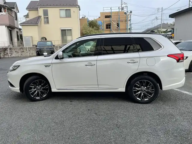 三菱 アウトランダー ＰＨＥＶ