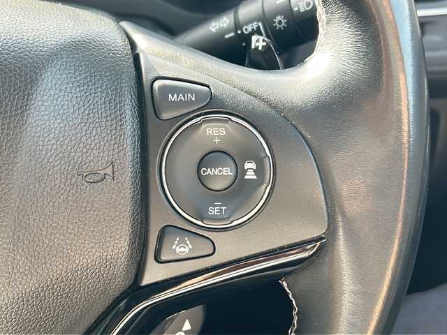 ホンダ ヴェゼル ハイブリッド Z ホンダセンシング 茨城県 2019(平31)年 6.5万km ミッドナイトブルービームM 純正SDナビ/Bluetooth/CD/DVD/フルセグテレビ/バックカメラ/クルーズコントロール/追従機能/LEDオートライト/シートヒーター/ハーフレザー/フロントワイパーデアイサー/ルーフレール/USBポート/プッシュスタート/スマートキー/ビルドインETC