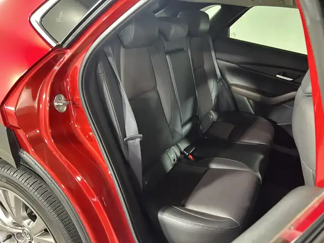 マツダ ＣＸ－３０ 20S Lパッケージ 神奈川県 2019(令1)年 3.1万km ソウルレッドクリスタルM マツダコネクトナビ/SD　DVD　フルセグ　AM　FM　Bluetooth　USB　メモリーオーディオ　HDMI/全方位モニター/BOSEプレミアムサウンド/追従クルーズコントロール/前後ソナー/前後側方接近車両検知/アイドリングストップ/スマートブレーキサポート/アダプティブLEDヘッドライト/ディスタンス＆スピードアラート/パワーバックドア/レザーシート/D席パワーシート/D席メモリーシート/前席シートヒーター/レザーシート/ステアリングヒーター/革巻きステアリング/ドライバーモニタリング/ビルトインETC/電子パーキングブレーキ/ヘッドアップディスプレイ/スマホ連携/スマートキー/プッシュスタート/純正18インチアルミホイル/純正リアスポイラー/デイタイムランニングライト