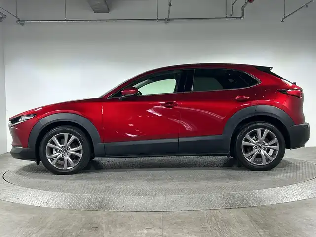 マツダ ＣＸ－３０ 20S Lパッケージ 神奈川県 2019(令1)年 3.1万km ソウルレッドクリスタルM マツダコネクトナビ/SD　DVD　フルセグ　AM　FM　Bluetooth　USB　メモリーオーディオ　HDMI/全方位モニター/BOSEプレミアムサウンド/追従クルーズコントロール/前後ソナー/前後側方接近車両検知/アイドリングストップ/スマートブレーキサポート/アダプティブLEDヘッドライト/ディスタンス＆スピードアラート/パワーバックドア/レザーシート/D席パワーシート/D席メモリーシート/前席シートヒーター/レザーシート/ステアリングヒーター/革巻きステアリング/ドライバーモニタリング/ビルトインETC/電子パーキングブレーキ/ヘッドアップディスプレイ/スマホ連携/スマートキー/プッシュスタート/純正18インチアルミホイル/純正リアスポイラー/デイタイムランニングライト