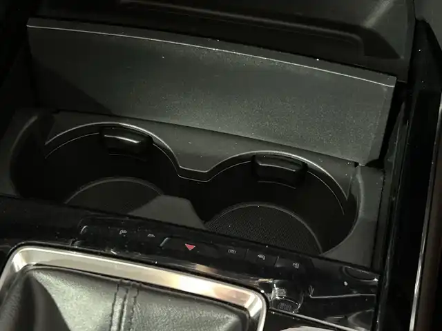 マツダ ＣＸ－３０ 20S Lパッケージ 神奈川県 2019(令1)年 3.1万km ソウルレッドクリスタルM マツダコネクトナビ/SD　DVD　フルセグ　AM　FM　Bluetooth　USB　メモリーオーディオ　HDMI/全方位モニター/BOSEプレミアムサウンド/追従クルーズコントロール/前後ソナー/前後側方接近車両検知/アイドリングストップ/スマートブレーキサポート/アダプティブLEDヘッドライト/ディスタンス＆スピードアラート/パワーバックドア/レザーシート/D席パワーシート/D席メモリーシート/前席シートヒーター/レザーシート/ステアリングヒーター/革巻きステアリング/ドライバーモニタリング/ビルトインETC/電子パーキングブレーキ/ヘッドアップディスプレイ/スマホ連携/スマートキー/プッシュスタート/純正18インチアルミホイル/純正リアスポイラー/デイタイムランニングライト