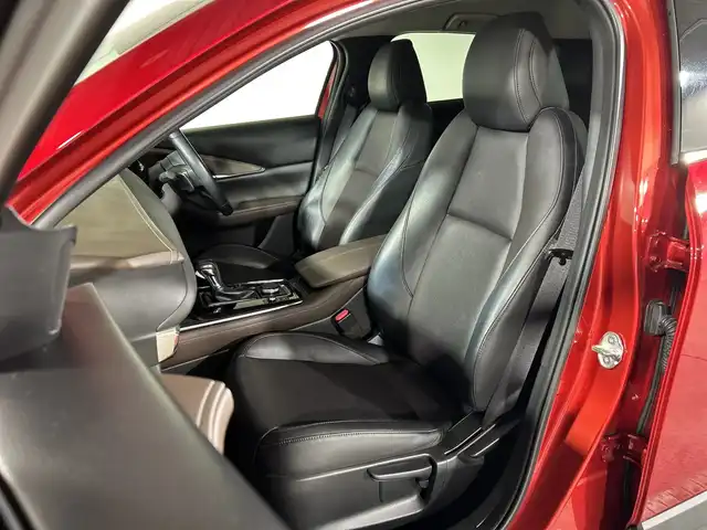 マツダ ＣＸ－３０ 20S Lパッケージ 神奈川県 2019(令1)年 3.1万km ソウルレッドクリスタルM マツダコネクトナビ/SD　DVD　フルセグ　AM　FM　Bluetooth　USB　メモリーオーディオ　HDMI/全方位モニター/BOSEプレミアムサウンド/追従クルーズコントロール/前後ソナー/前後側方接近車両検知/アイドリングストップ/スマートブレーキサポート/アダプティブLEDヘッドライト/ディスタンス＆スピードアラート/パワーバックドア/レザーシート/D席パワーシート/D席メモリーシート/前席シートヒーター/レザーシート/ステアリングヒーター/革巻きステアリング/ドライバーモニタリング/ビルトインETC/電子パーキングブレーキ/ヘッドアップディスプレイ/スマホ連携/スマートキー/プッシュスタート/純正18インチアルミホイル/純正リアスポイラー/デイタイムランニングライト