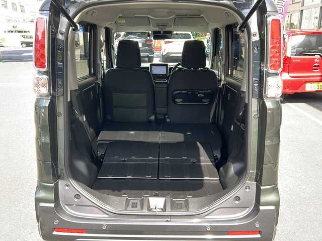 マツダ フレアワゴンタフスタイル ハイブリッドXT 埼玉県 2023(令5)年 0.6万km Ｄグリーン 登録時5950km/ワンオーナー/横滑り防止機能/衝突軽減システム/レーンキープアシスト/純正ナビTV (CN-FZ886)/フルセグ.Bluetooth/ビルトインETC/全方位カメラ/バックカメラ/両側パワースライドドア/クルーズコントロール/シートヒーター(D.N席）/ヘッドアップディスプレイ/純正ドアバイザー/純正14インチAW/純正ルーフレール/社外ルーフキャリア/LEDヘッドライト/パドルシフト/オートマチックハイビーム/ドライブレコーダー/ステアリングスイッチ/スマートキー/プッシュスタート/スマートキー×2/取説＆保証書