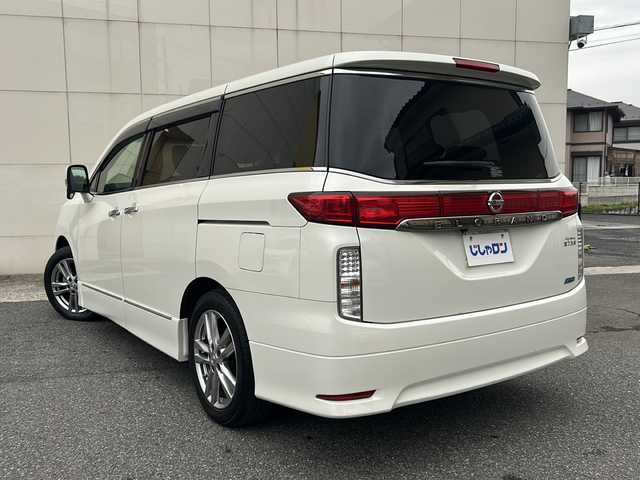 日産 エルグランド 350ハイウェイスター ブラックレザー 埼玉県 2013(平25)年 5.8万km ブリリアントホワイトパール (株)IDOMが運営する【じしゃロン熊谷店】の自社ローン専用車両になりますこちらは現金またはオートローンご利用時の価格です。自社ローンご希望の方は別途その旨お申付け下さい/純正SDナビ　MC312D-W/　CD/DVD/DTV/Bluetooth/USB/AUX/両側パワースライドドア/黒レザーシート/前席シートヒーター/前席パワーシート/バックカメラ/パワーバックドア/ビルトインETC/アダプティブフロントライティングシステム/スマートキー/プッシュスタート
