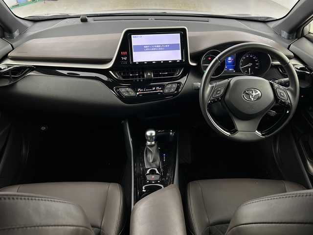 トヨタ Ｃ－ＨＲ ハイブリッド 1．8G 愛知県 2019(平31)年 1.3万km メタルストリームM 純正9インチナビ（NSZT-Y68T）/（フルセグ/ＣＤ/ＤＶＤ/Ｂｌｕｅｔｏｏｔｈ）　/バックカメラ　/ビルトインＥＴＣ2.0/純正ドライブレコーダー　/衝突軽減ブレーキ/ハーフレザーシート/シートヒーター/レーンキープアシスト　/レーダークルーズコントロール　/シートヒーター/LEDヘッドライト/オートハイビーム/オートライト/純正アルミホイール/純正フロアマット