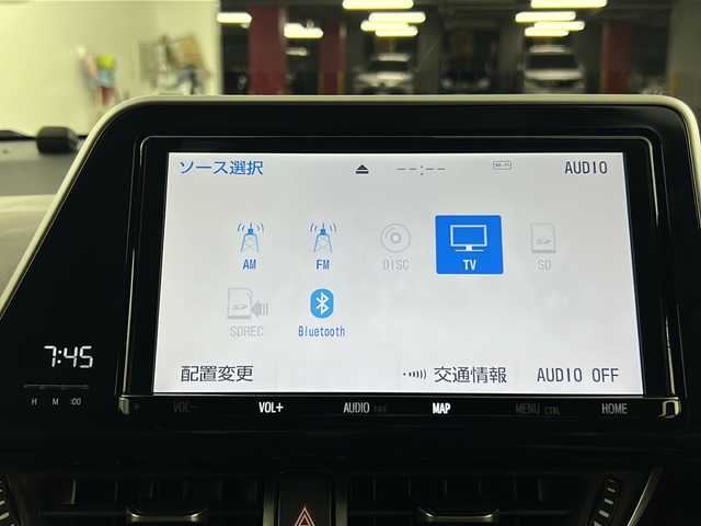 トヨタ Ｃ－ＨＲ ハイブリッド 1．8G 愛知県 2019(平31)年 1.3万km メタルストリームM 純正9インチナビ（NSZT-Y68T）/（フルセグ/ＣＤ/ＤＶＤ/Ｂｌｕｅｔｏｏｔｈ）　/バックカメラ　/ビルトインＥＴＣ2.0/純正ドライブレコーダー　/衝突軽減ブレーキ/ハーフレザーシート/シートヒーター/レーンキープアシスト　/レーダークルーズコントロール　/シートヒーター/LEDヘッドライト/オートハイビーム/オートライト/純正アルミホイール/純正フロアマット