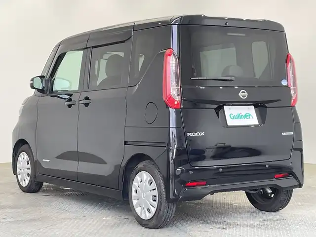 日産 ルークス X 栃木県 2021(令3)年 0.8万km ブラック バックカメラ/全方位カメラ/プロパイロット/・エマージェンシーブレーキ/・車線逸脱警報/・先行発進車お知らせ/・速度標識表示/・道路標識表示/・ソナー/・ふらつき警報/片側パワースライドドア/禁煙車/オートライト/LEDヘッドライト/スマートキー/プッシュスタート/アイドリングストップ/ステアリングスイッチ/電動格納ミラー
