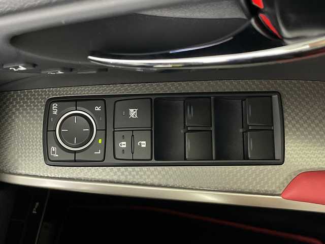 レクサス ＩＳ 250 Fスポーツ Xライン 愛知県 2015(平27)年 6.8万km ブラック ワンオーナー/特別仕様車/禁煙車/純正7インチナビ/（CD/DVD/Bluetooth/ワンセグTV）/バックカメラ/トヨタセーフティセンス/・衝突軽減ブレーキ/・レーンキープアシスト/・追従式クルーズコントロール/・オートマチックハイビーム/・クリアランスソナー/ETC/パワーシート/シートヒーター/シートエアコン/革巻きステアリング/パドルシフト/純正18インチアルミホイール/スマートキー/純正フロアマット/エンジンスターター/LEDヘッドライト/プッシュスタート