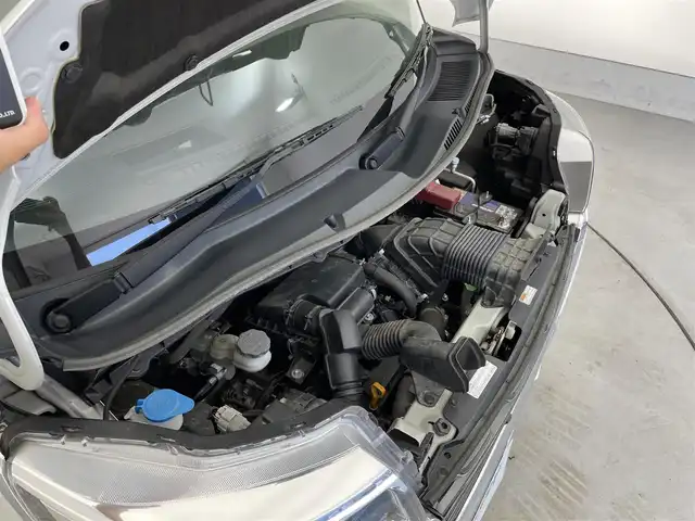 スズキ スペーシア カスタム HYBRID XS ターボ 滋賀県 2018(平30)年 7万km ピュアホワイトパール/ブラック2トーン 純正8型ナビ【CD/DVD/SD/Bluetooth/フルセグ】/全方位カメラ/両側パワースライドドア/衝突軽減ブレーキ/D席シートヒーター/LEDヘッドライト/オートライト/オートマチックハイビーム/コーナーセンサー/ビルトインETC/アイドリングストップ/プッシュスタート/スマートキー/ステアリングスイッチ/オートエアコン