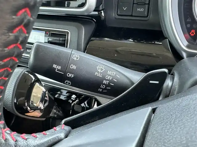 スズキ スペーシア カスタム HYBRID XS ターボ 滋賀県 2018(平30)年 7万km ピュアホワイトパール/ブラック2トーン 純正8型ナビ【CD/DVD/SD/Bluetooth/フルセグ】/全方位カメラ/両側パワースライドドア/衝突軽減ブレーキ/D席シートヒーター/LEDヘッドライト/オートライト/オートマチックハイビーム/コーナーセンサー/ビルトインETC/アイドリングストップ/プッシュスタート/スマートキー/ステアリングスイッチ/オートエアコン