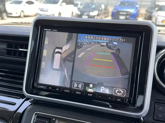 スズキ スペーシア カスタム HYBRID XS ターボ 滋賀県 2018(平30)年 7万km ピュアホワイトパール/ブラック2トーン 純正8型ナビ【CD/DVD/SD/Bluetooth/フルセグ】/全方位カメラ/両側パワースライドドア/衝突軽減ブレーキ/D席シートヒーター/LEDヘッドライト/オートライト/オートマチックハイビーム/コーナーセンサー/ビルトインETC/アイドリングストップ/プッシュスタート/スマートキー/ステアリングスイッチ/オートエアコン