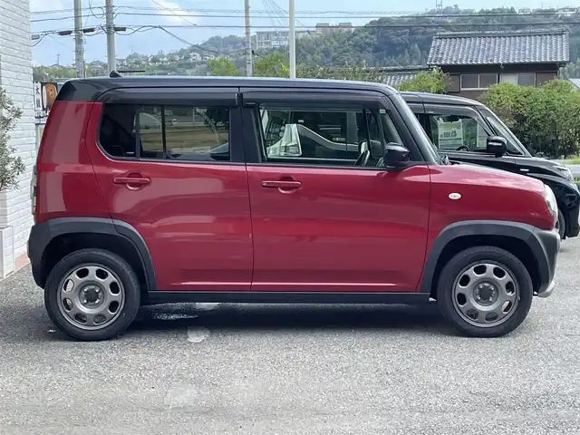 スズキ ハスラー G 高知県 2015(平27)年 8.7万km フェニックスレッドパール/ブルーイッシュブラックパール (株)IDOMが運営する【じしゃロン高知店】の自社ローン専用車両になります。こちらは現金またはオートローンご利用時の価格です。自社ローンご希望の方は別途その旨お申付け下さい