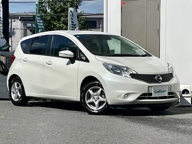 日産 ノート X 宮城県 2016(平28)年 6.3万km ブリリアントホワイトパール 純正メモリナビ/CD/DVD/SD/BT/フルセグTV/バックカメラ/エマージェンシーブレーキ/レーンキープアシスト/アイドリングストップ/横滑り防止装置/オートライト/ETC/プッシュスタート/スマートキー/スペアキー/取扱説明書