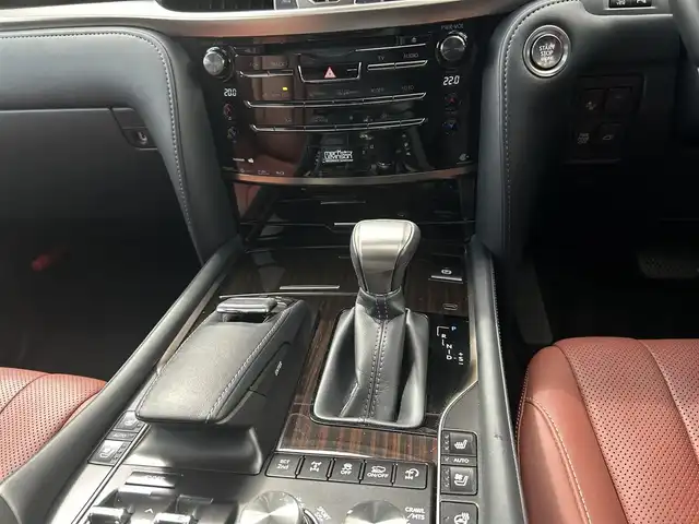 レクサス ＬＸ 570 茨城県 2019(令1)年 2.3万km ソニッククォーツ ワンオ-ナ- /SR /モデリスタエアロ /マクレビ /HUD /クールBOX/パノラミックビューモニター /OP21inAW /茶革 /シ-トヒ-タ- /ベンチレ-ション /M付パワーシート  /パワーテールゲート /プリクラッシュSFT /ACC /LKA /BSM /三眼LED /ルーフレール /ナビ /TV/DVD/CD/USB/ETC2.0/禁煙車