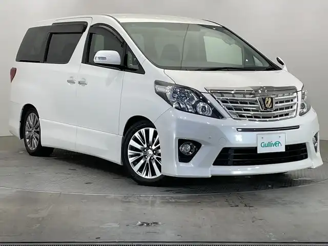 トヨタ アルファード 240S タイプゴールドⅡ 栃木県 2014(平26)年 3.1万km ホワイトパールクリスタルシャイン アルパイン製ナビ(EX1000)/(フルセグTV・Bluetooth・CD・SD)/バックカメラ/フリップダウンモニター/ドライブレコーダー/前後コーナーセンサー/オットマン/ウォークスルー/電動リアゲート/社外マフラー/ローダウン/両側パワースライドドア/ビルトインETC/スマートキー/スペアキー1本/HIDヘッドライト/オートライト/ドアバイザー/取扱説明書