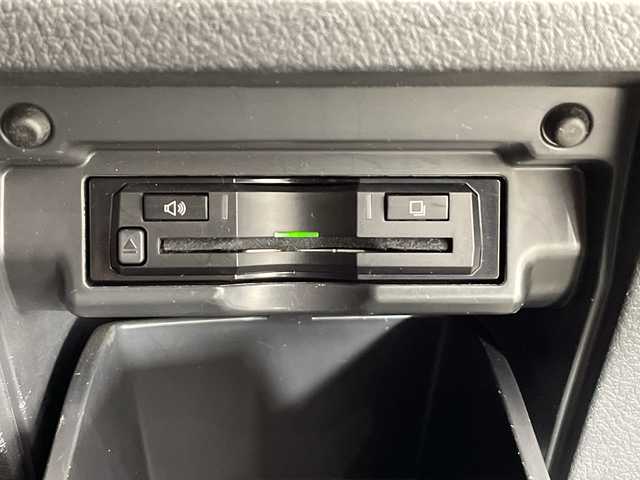 トヨタ アルファード 240S タイプゴールドⅡ 栃木県 2014(平26)年 3.1万km ホワイトパールクリスタルシャイン アルパイン製ナビ(EX1000)/(フルセグTV・Bluetooth・CD・SD)/バックカメラ/フリップダウンモニター/ドライブレコーダー/前後コーナーセンサー/オットマン/ウォークスルー/電動リアゲート/社外マフラー/ローダウン/両側パワースライドドア/ビルトインETC/スマートキー/スペアキー1本/HIDヘッドライト/オートライト/ドアバイザー/取扱説明書