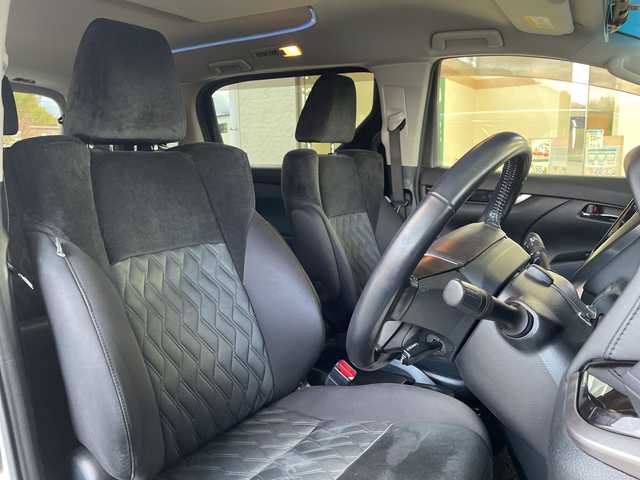 トヨタ アルファード S 福島県 2019(平31)年 7.3万km ホワイトパールクリスタルシャイン ＴＲＤフルエアロ　ＴＲＤアルミホイール　１オーナー　純正９インチナビ　バックカメラ　プリクラッシュ　ビルトインＥＴＣ　クリアランスソナー　クルーズコントロール　ドライブレコーダー　フルセグＴＶ