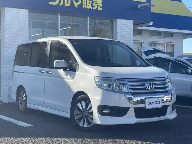 ホンダ ステップワゴン スパーダ Z 徳島県 2014(平26)年 9.7万km ホワイトオーキッドパール (株)IDOMが運営する【じしゃロン徳島店】の自社ローン専用車両になりますこちらは現金またはオートローンご利用時の価格です。/自社ローンご希望の方は別途その旨お申付け下さい”										/										/純正９型ナビゲーション　/バックカメラ　/ＨＩＤオートヘッドライト　/フォグランプ/フリップダウンモニター/純正１６インチアルミホイール/両側パワースライドドア　/パドルシフト/アイドリングストップ/ビルトインＥＴＣ　/クルーズコントロール/ウィンカーミラー/メッキドアハンドル/革巻きステアリング/ステアリングリモコン/ｗエアバック/純正フロアマット/取扱説明書