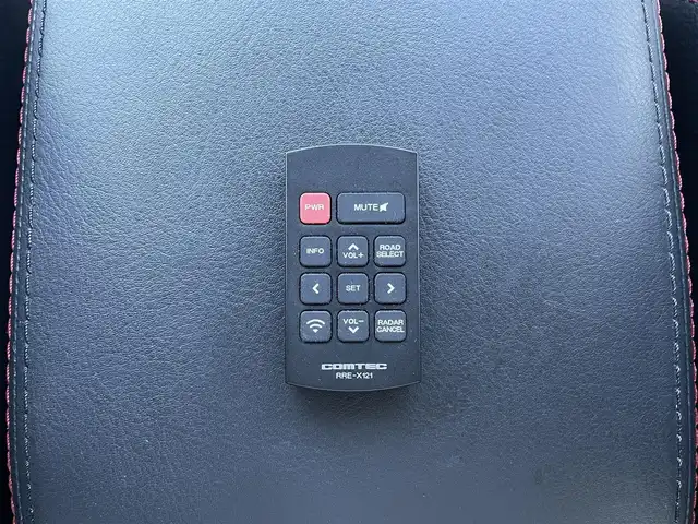 マツダ アテンザ セダン 25S Lパッケージ 島根県 2013(平25)年 6.1万km 黒 純正ナビ/Bluetooth/AFS/アイドリングストップ/プッシュスタート/ドアバイザー/ワンセグテレビ/ETC/シートヒーター/レーダークルーズコントロール/USB/横滑り防止装置/HID/BOSEサウンド+11スピーカー