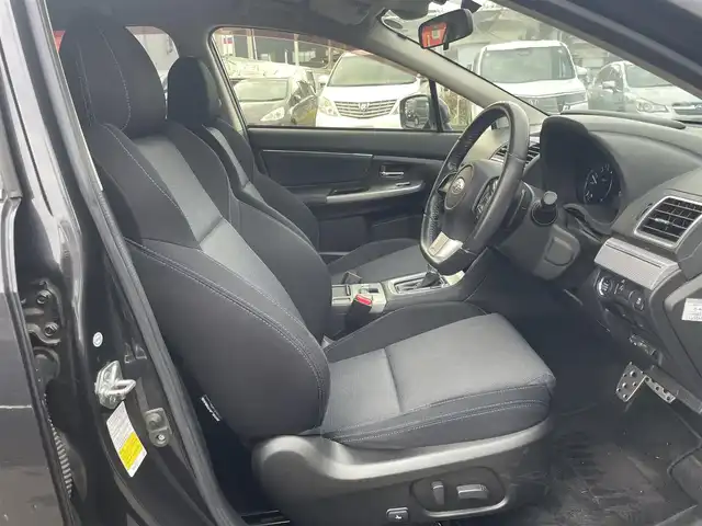 スバル レヴォーグ 1．6GT－S アイサイト 青森県 2014(平26)年 10.2万km ダークグレーメタリック 4WD/社外メモリナビ・フルセグTV/CD・DVD・Bluetooth・SD/バックカメラ/前席パワーシート/アイサイトver3/プリクラッシュブレーキ/追従クルーズコントロール/アクティブレーンキープ/サイド・カーテンエアバッグ/パドルシフト/ビルトインETC/純正フロアマット/LEDヘッドライト/フォグランプ/リアフォグランプ/純正18インチアルミ