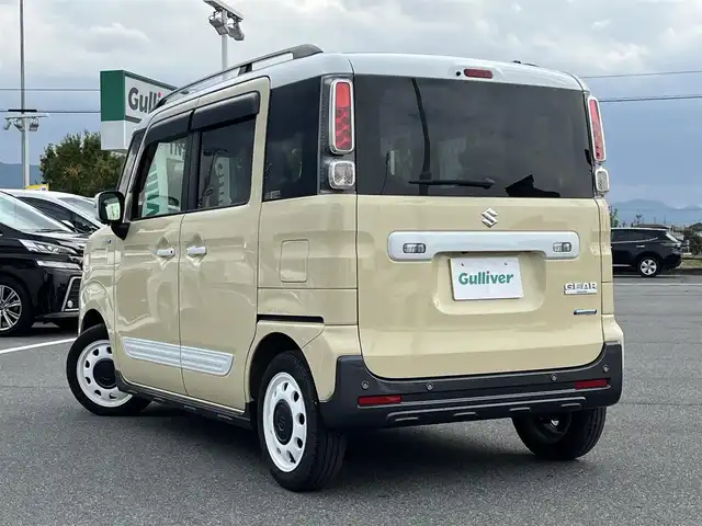 スズキ スペーシア ギア マイスタイル 奈良県 2023(令5)年 1.7万km シフォンアイボリーメタリック ワンオーナー/純正9インチナビ/（フルセグ/BT/CD/DVD）/レーダークルーズコントロール/アラウンドビューモニター/後方コーナーセンサー/衝突軽減システム/レーンキープアシスト/両側パワースライドドア/前席シートヒーター/後席サンシェード/前後ドライブレコーダー（ZDR035）/ETC/保証書/取り扱い説明書/スペアキーX1
