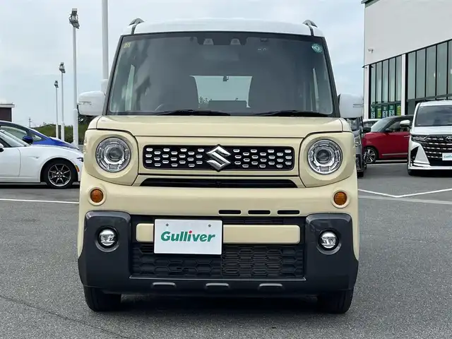 スズキ スペーシア ギア マイスタイル 奈良県 2023(令5)年 1.7万km シフォンアイボリーメタリック ワンオーナー/純正9インチナビ/（フルセグ/BT/CD/DVD）/レーダークルーズコントロール/アラウンドビューモニター/後方コーナーセンサー/衝突軽減システム/レーンキープアシスト/両側パワースライドドア/前席シートヒーター/後席サンシェード/前後ドライブレコーダー（ZDR035）/ETC/保証書/取り扱い説明書/スペアキーX1