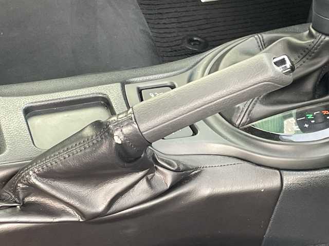 スバル ＢＲＺ R 福岡県 2015(平27)年 8.6万km WRブルーパール 社外ナビ/（Bluetooth/TV/AM/FM/CD/DVD）/バックカメラ/純正16インチアルミホイール/ETC/横滑り防止装置/純正フロアマット/ISOFIX/電格ミラー/保証書/取扱説明書