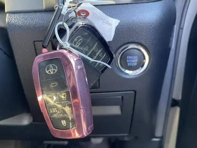 トヨタ アルファード S Cパッケージ 千葉県 2019(令1)年 5万km ホワイトパールクリスタルシャイン モデリスタエアロ(F/S/R)/モデリスタシグネチャーイルミブレード/サンルーフ/黒レザーシート/純正9インチSDナビ【NSZT-Y68T】/・CD/DVD/MSV/Bluetooth/フルセグ/純正12.1インチフリップダウンモニター【V12T-R68C】/デジタルインナーミラー/両後パワースライドドア/パワーバックドア/前席パワーシート/前席シートヒーター/前席シートベンチレーション/トヨタセーフティーセンス/・プリクラッシュセーフティー/・レーンディパーチャーアラート/・パーキングサポートブレーキ/・ブラインドスポットモニター/・ロードサインアシスト/・オートマチックハイビーム/・アダプティブクルーズコントロール/スマートキー/前後コーナーセンサー/ローダウン/社外21インチアルミホイール/ステアリングヒーター/純正LED三眼ヘッドライト/フォグランプ/社外ドライブレコーダー/ビルトインETC2.0/サイド＆カーテンエアバッグ