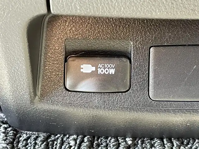 トヨタ アルファード S Cパッケージ 千葉県 2019(令1)年 5万km ホワイトパールクリスタルシャイン モデリスタエアロ(F/S/R)/モデリスタシグネチャーイルミブレード/サンルーフ/黒レザーシート/純正9インチSDナビ【NSZT-Y68T】/・CD/DVD/MSV/Bluetooth/フルセグ/純正12.1インチフリップダウンモニター【V12T-R68C】/デジタルインナーミラー/両後パワースライドドア/パワーバックドア/前席パワーシート/前席シートヒーター/前席シートベンチレーション/トヨタセーフティーセンス/・プリクラッシュセーフティー/・レーンディパーチャーアラート/・パーキングサポートブレーキ/・ブラインドスポットモニター/・ロードサインアシスト/・オートマチックハイビーム/・アダプティブクルーズコントロール/スマートキー/前後コーナーセンサー/ローダウン/社外21インチアルミホイール/ステアリングヒーター/純正LED三眼ヘッドライト/フォグランプ/社外ドライブレコーダー/ビルトインETC2.0/サイド＆カーテンエアバッグ