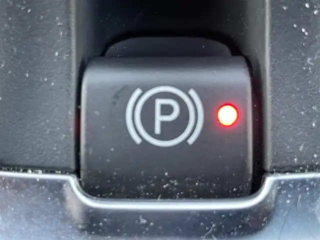 トヨタ クラウン ハイブリッド RS アドバンス 岡山県 2019(平31)年 9.9万km ホワイトパールクリスタルシャイン 登録時走行距離98483km/純正ナビ/フルセグTV(AM/FM/CD/DVD/Bluetooth)/バックカメラ/ビルトインETC/ヘッドアップディスプレイ/ドライブレコーダー/トヨタセーフティセンス/・ブラインドスポットモニター/・レーダークルーズコントロール/・オートマチックハイビーム/・プリクラッシュセーフティ/・レーンディバーチャーアラート/横滑り防止装置/オートブレーキホールド/D/N席パワーシート/D/N席シートヒーター/ステアリングヒーター/ハーフレザーシート/シートメモリー/フロアマット/18インチ純正AW