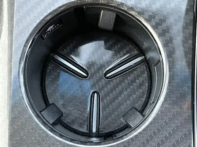 トヨタ クラウン ハイブリッド RS アドバンス 岡山県 2019(平31)年 9.9万km ホワイトパールクリスタルシャイン 登録時走行距離98483km/純正ナビ/フルセグTV(AM/FM/CD/DVD/Bluetooth)/バックカメラ/ビルトインETC/ヘッドアップディスプレイ/ドライブレコーダー/トヨタセーフティセンス/・ブラインドスポットモニター/・レーダークルーズコントロール/・オートマチックハイビーム/・プリクラッシュセーフティ/・レーンディバーチャーアラート/横滑り防止装置/オートブレーキホールド/D/N席パワーシート/D/N席シートヒーター/ステアリングヒーター/ハーフレザーシート/シートメモリー/フロアマット/18インチ純正AW