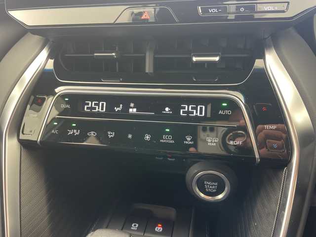 トヨタ ハリアー G 愛知県 2023(令5)年 1.3万km プラチナホワイトパールマイカ ワンオーナー/純正12.3インチナビ/USB/Miracast/Bluetooth/フルセグテレビ/バックカメラ/ドライブレコーダー/セーフティセンス/・プリクラッシュセーフティ/・レーダークルーズコントロール/・ロードサインアシスト/・ドライバー異常時対応システム/・横断歩行者検知機能/・緊急時操舵支援/・レーントレーシングアシスト/・アダプティブハイビーム/パーキングサポートブレーキ/ブラインドスポットモニター/パワーバックドア/ETC2.0/デジタルインナーミラー(ドラレコ付)/ハーフレザーシート/LEDヘッドライト