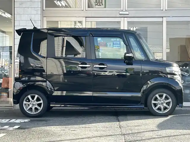 ホンダ Ｎ ＢＯＸ カスタム G ターボ Lパッケージ 岩手県 2016(平28)年 6.4万km スマートブラック ４WD/純正ナビ/FM/AM/フルセグ/Bluetooth/シティブレーキアクティブシステム/両側パワースライドア/クルーズコントロール/横滑り防止装置/シートヒーター/プッシュスタート/LEDライト/フォグランプ/スマートキー/スペアキー/純正バイザー/純正マット/ETC/夏タイヤ積載/保証書　取説