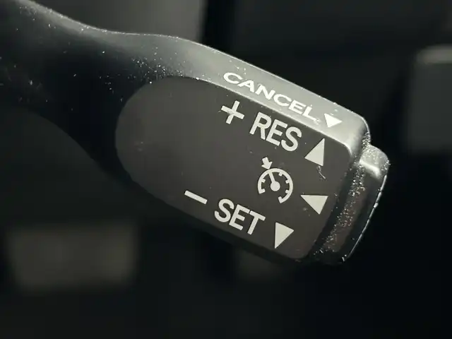 トヨタ ルーミー カスタムG 道央・札幌 2019(令1)年 0.7万km パールホワイトⅢ ・４WD/・寒冷地仕様/・社外ＳＤナビゲーション（AVN-R9W）/　ＣＤ／ＤＶＤ／ＳＤ／フルセグ／ＢＴ/・バックカメラ/・ETC/・両側パワースライドドア/・純正エンジンスターター/・前後コーナーセンサー/・横滑り防止装置/・衝突軽減ブレーキ/・先行車発進通知/・前後コーナーセンサー/・社外ドライブレコーダー前方録画/・クルーズコントロール/・前席シートヒーター/・純正AW14インチ/・スマートキー/・プッシュスタート/・純正フロアマット/・ウォークスルー/・オートライト/・LEDヘッドライト/・フロントフォグランプ/・レーンキープアシスト/・２列目サンシェード/・ワイパーデアイサー/・ステアリングスイッチ