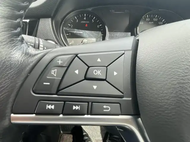 日産 エクストレイル 20Xi 長野県 2018(平30)年 1.5万km ダイヤモンドブラック 純正ナビ/Bluetooth/フルセグテレビ（キャンセラー有）/ETC/全方位カメラ/電動リアゲート/コーナーセンサー前後/ブレーキオートホールド/電子制御パーキング/デジタルインナー/クルーズコントロール（追従機能有）/オートライト/スペアキー/保証書/取り扱い説明書/純正AW付サマータイヤ積込