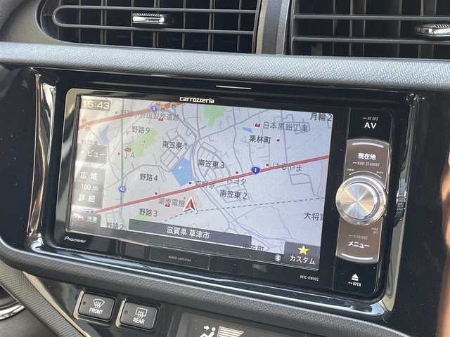 トヨタ アクア G G’s 滋賀県 2014(平26)年 6.8万km ライムホワイトパールクリスタルシャイン 禁煙車/社外ナビ/CD/DVD/Bluetooth/フルセグTV/バックカメラ/ハーフレザーシート/シートヒーター/ETC/ステアリングスイッチ/LEDヘッドライト/オートライト/プッシュスタート/スマートキー/純正アルミホイール