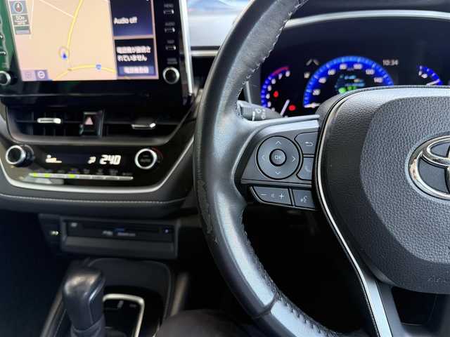 トヨタ カローラツーリング S 京都府 2020(令2)年 5.7万km ブラックマイカ トヨタセーフティセンス/・プリクラッシュセーフティ/・レーントレーシングアシスト/・全車速追従機能付レーダークルーズコンロール/・オートマチックハイビーム/・ロードサインアシスト/純正メモリーナビ、Bluetooth/バックカメラ/ビルトインETC/ステアリングスイッチ/レーダークルーズコントロール/純正16インチアルミホイール