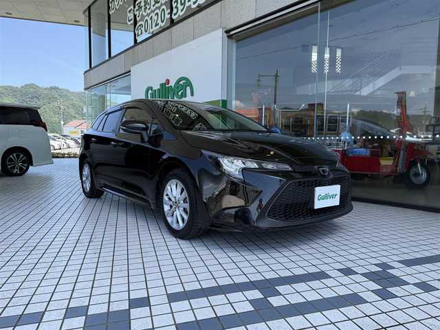 トヨタ カローラツーリング S 京都府 2020(令2)年 5.7万km ブラックマイカ トヨタセーフティセンス/・プリクラッシュセーフティ/・レーントレーシングアシスト/・全車速追従機能付レーダークルーズコンロール/・オートマチックハイビーム/・ロードサインアシスト/純正メモリーナビ、Bluetooth/バックカメラ/ビルトインETC/ステアリングスイッチ/レーダークルーズコントロール/純正16インチアルミホイール