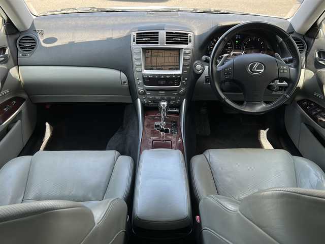 レクサス ＩＳ 250 バージョンL 秋田県 2007(平19)年 7.5万km ブルーイッシュパールクリスタルシャイン ・４WD/・寒冷地仕様/・純正ナビ/・バックカメラ/・ETC/・プッシュスタート/・MTモード付AT/・スマートキー/・クルーズコントロール/・D席＋N席パワーシート/・D席＋N席シートヒーター/・D席＋N席シートクーラー/・前後コーナーセンサー/・サンルーフ/・冬タイヤ積込