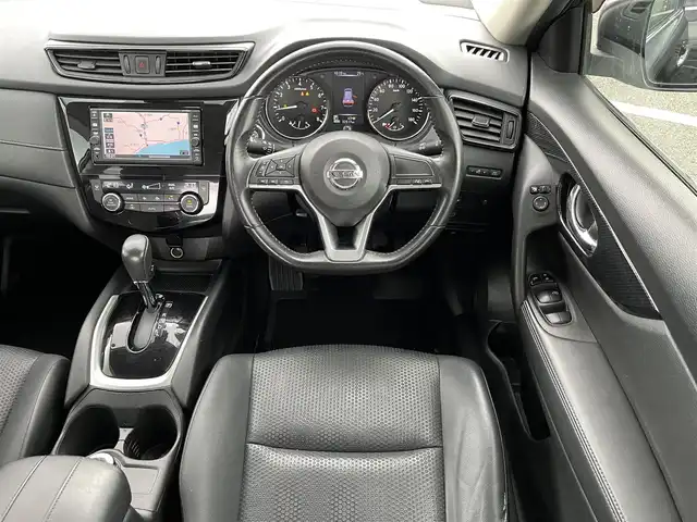 日産 エクストレイル 20X 鳥取県 2018(平30)年 3.3万km ダイヤモンドブラック ４・W・D/ワンオーナー/純正ナビ/TV/CD/BT/バックカメラ/エマージェンシーブレーキ/LEDヘットライト/純正18インチアルミホイール/プッシュエンジンスタート/４WD切替スイッチ/パワーバックドア/合皮レザーシート/アイドリングストップ/スペアキーｘ１/社外アルミスタットレスセット積込/（タイヤ溝　6-7分山）/フロアマット・バイザー